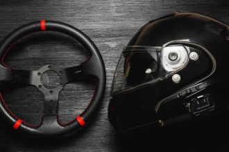 Volant de F1 : pourquoi un composant de moins d'un kilo peut coûter plus de 100 000 euros ?